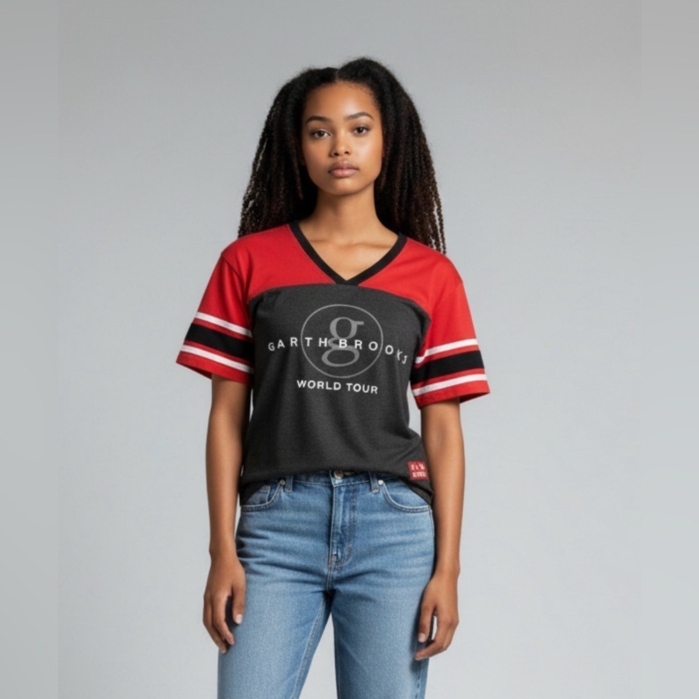 Garth Brooks World Tour 7 Jersey V-NECK
Tee Size Large 2014-2017